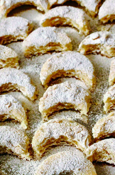 Kossuth Kifli Cookies | Hungarian Dessert 🇭🇺🍪 Capture d’écran 2025-03-21 221309