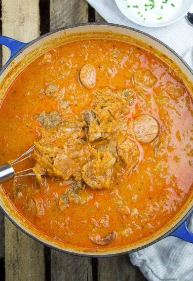 Hungarian Goulash with Pork and Sauerkraut🇭🇺.. Capture d’écran 2025-05-07 135121