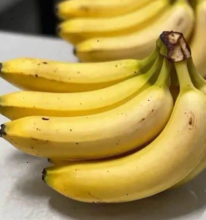 What Happens to Your Body When You Eat Bananas? image